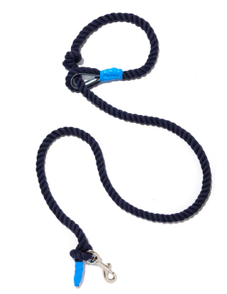 nautical rope leash in navy with cobalt details